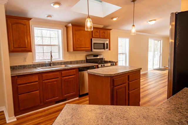 36 Seabreeze Drive, North Hampton, NH 03862