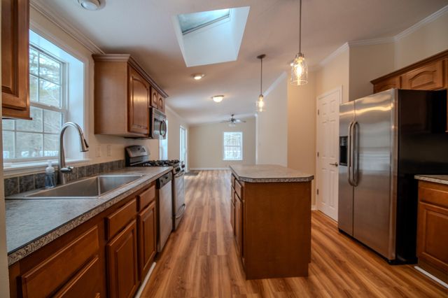 36 Seabreeze Drive, North Hampton, NH 03862