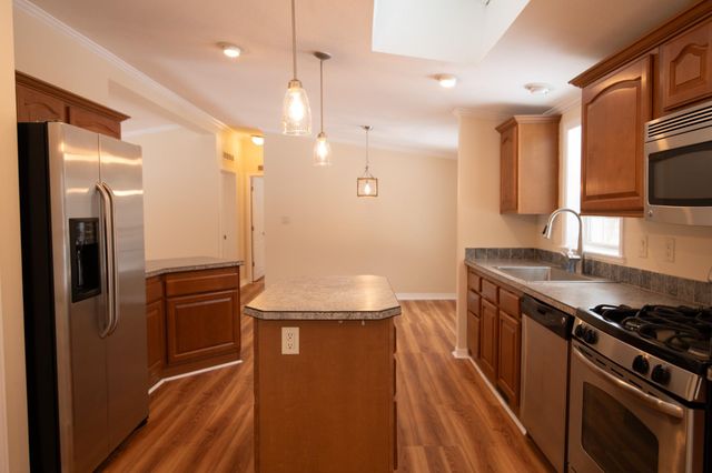 36 Seabreeze Drive, North Hampton, NH 03862