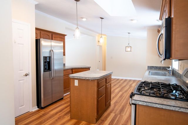 36 Seabreeze Drive, North Hampton, NH 03862