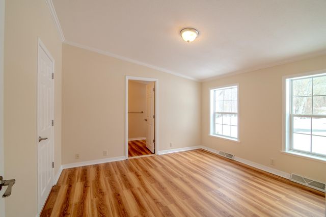 36 Seabreeze Drive, North Hampton, NH 03862