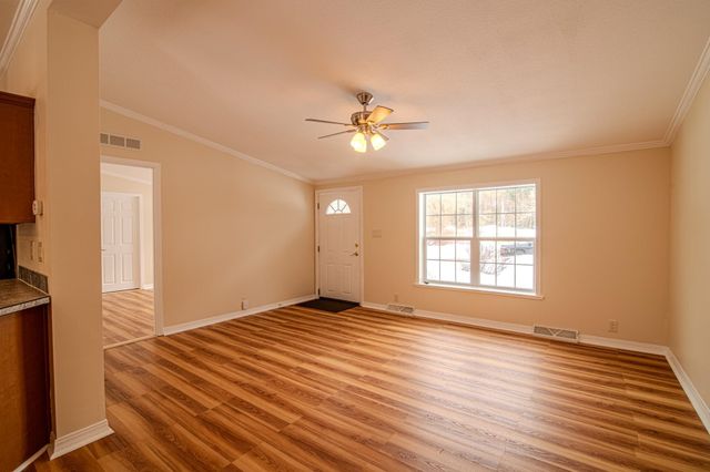 36 Seabreeze Drive, North Hampton, NH 03862