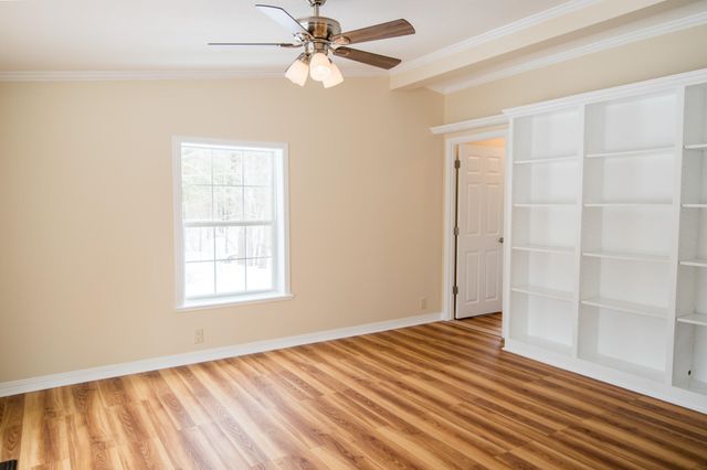 36 Seabreeze Drive, North Hampton, NH 03862