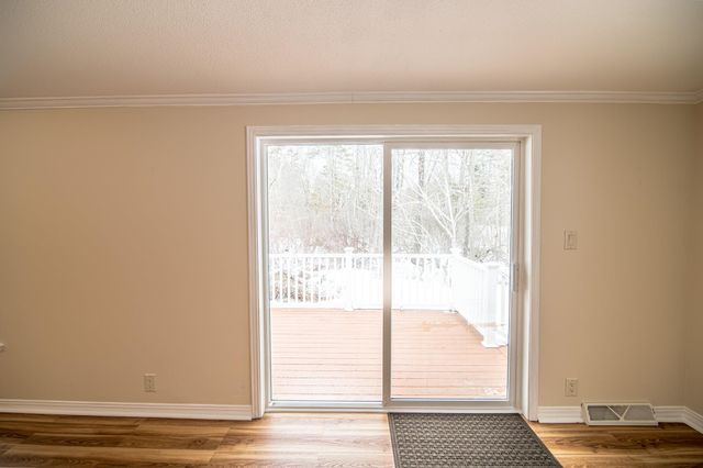 36 Seabreeze Drive, North Hampton, NH 03862