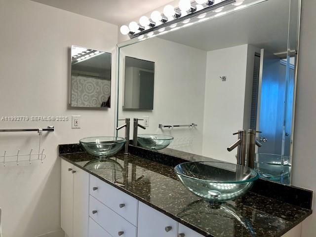 3300 NE 191st St 1916, Aventura, FL 33180