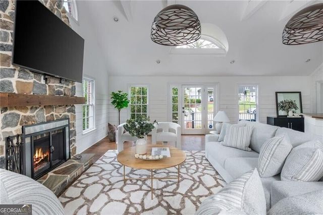 877 Highland Terrace NE, Atlanta, GA 30306