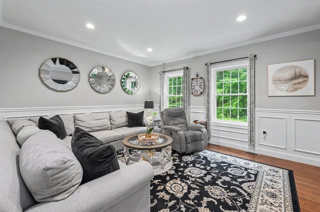 53 Mason Road, Mont Vernon, NH 03057