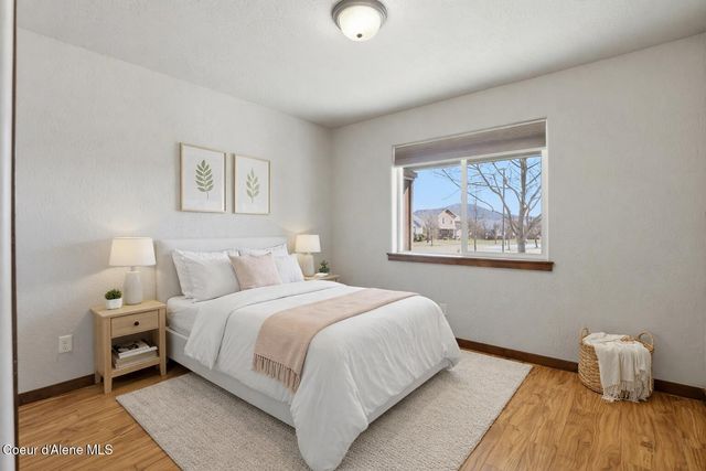 6661 N Cornwall St, Coeur D'alene, ID 83815