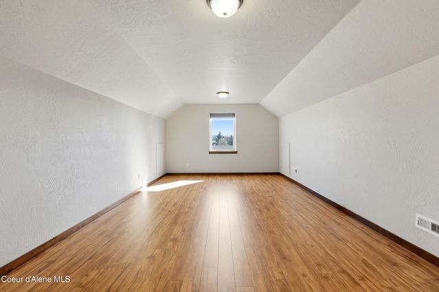 6661 N Cornwall St, Coeur D'alene, ID 83815