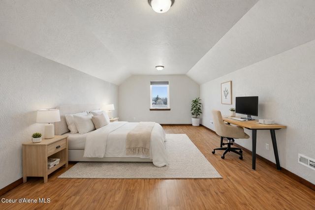 6661 N Cornwall St, Coeur D'alene, ID 83815