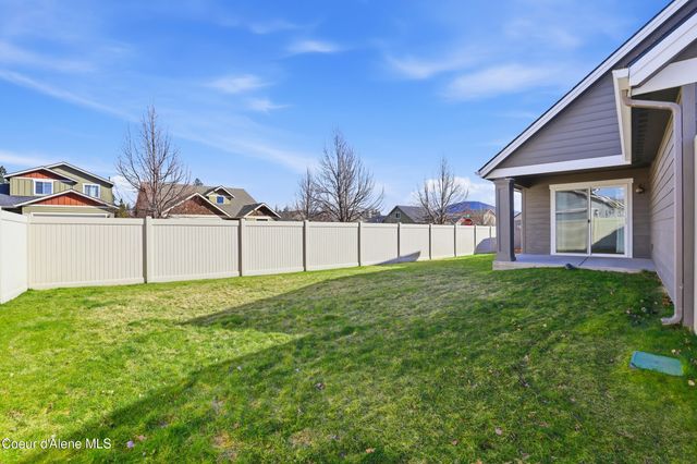 6661 N Cornwall St, Coeur D'alene, ID 83815