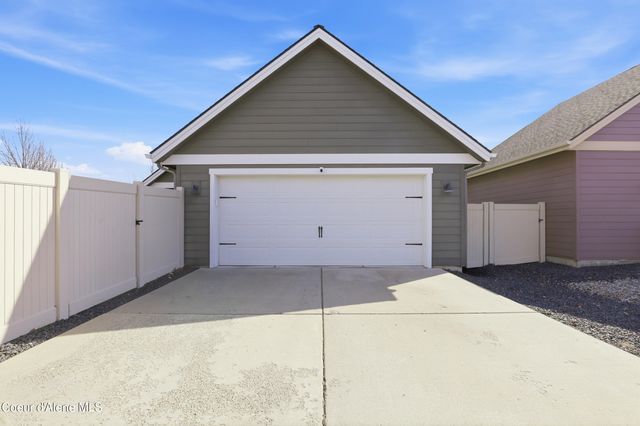 6661 N Cornwall St, Coeur D'alene, ID 83815