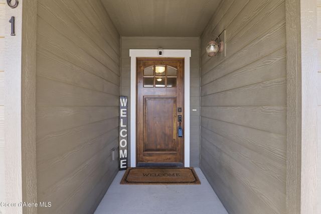 6661 N Cornwall St, Coeur D'alene, ID 83815