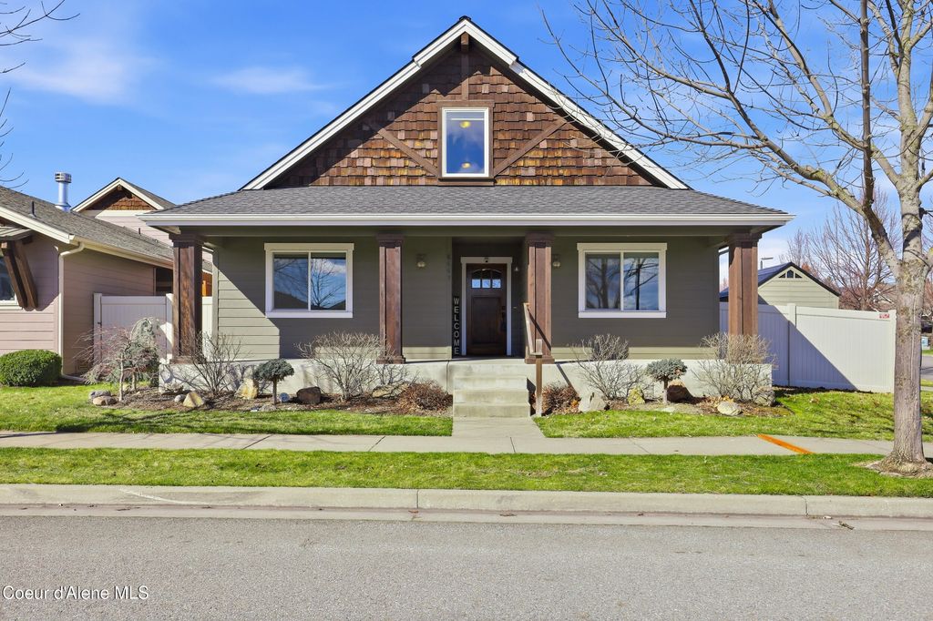 6661 N Cornwall St, Coeur D'alene, ID 83815