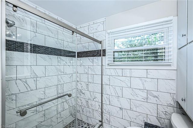 3917 W Friendly Avenue, Greensboro, NC 27410