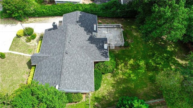 3917 W Friendly Avenue, Greensboro, NC 27410