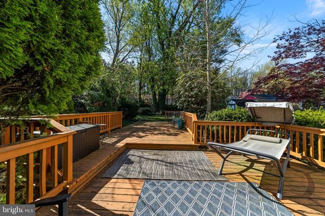 820 LAKE AVE, Woodbury Heights, NJ 08097