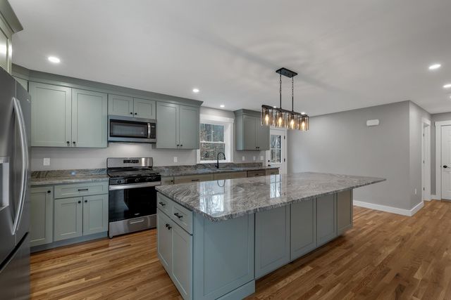 207 Pease Road, Meredith, NH 03253