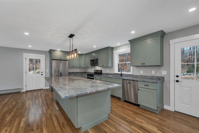 207 Pease Road, Meredith, NH 03253