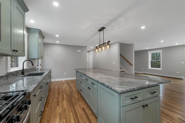 207 Pease Road, Meredith, NH 03253