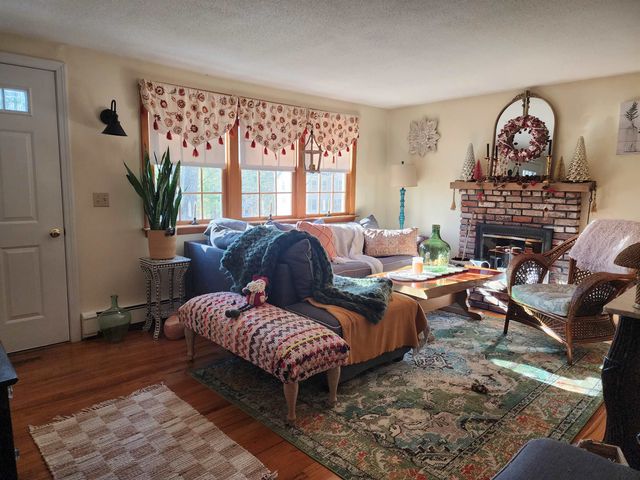 31 Barnard Hill Road, Dunbarton, NH 03046