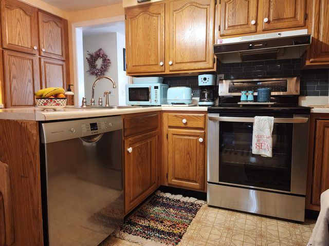 31 Barnard Hill Road, Dunbarton, NH 03046