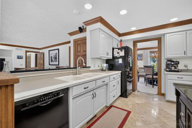 861 Kelsey Court, Washington Twp, OH 45458