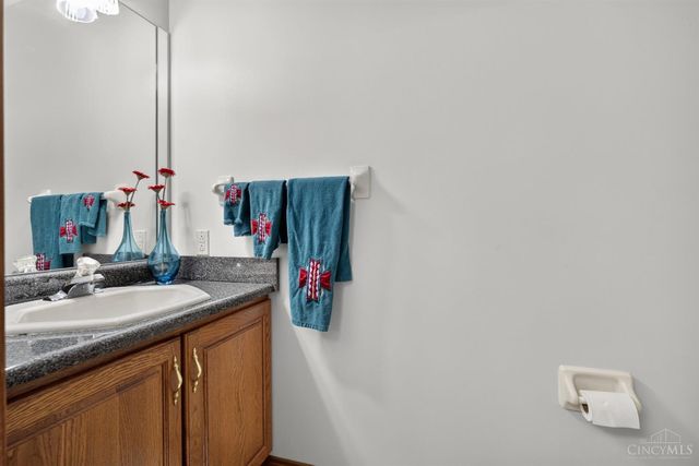 861 Kelsey Court, Washington Twp, OH 45458