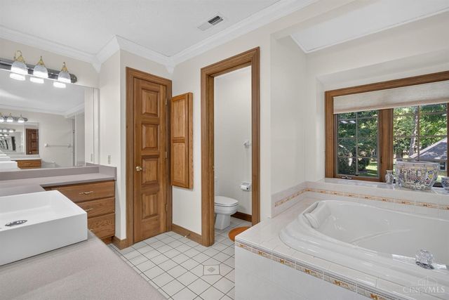 861 Kelsey Court, Washington Twp, OH 45458