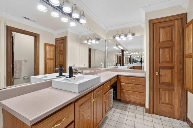 861 Kelsey Court, Washington Twp, OH 45458