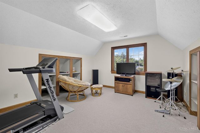 861 Kelsey Court, Washington Twp, OH 45458