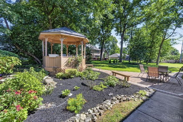 861 Kelsey Court, Washington Twp, OH 45458