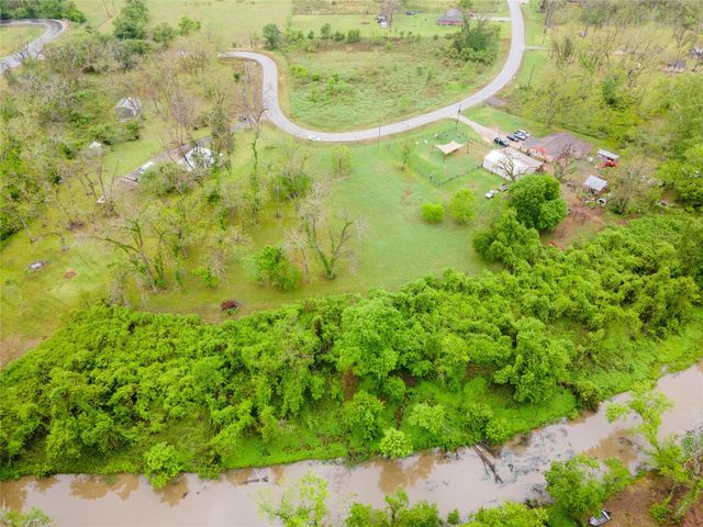 1026 Colony Drive, Angleton, TX 77515