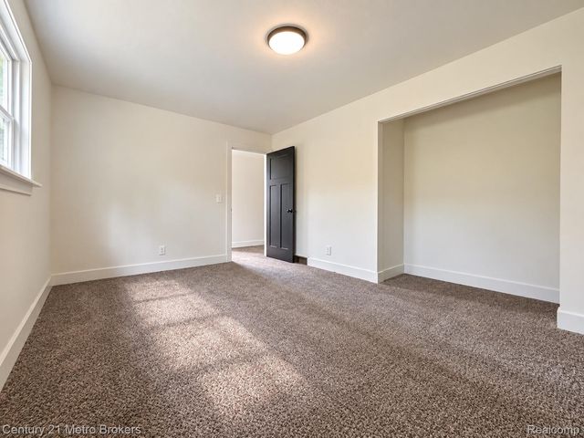 6418 Valorie Lane, Flint, MI 48504