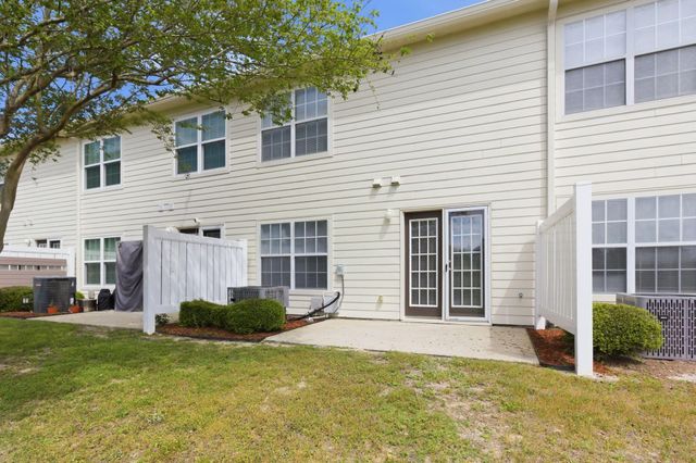 551 Wingspan Way, Crestview, FL 32536