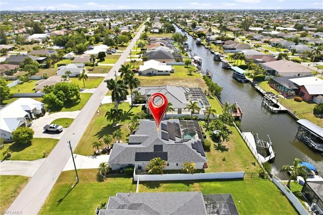 122 SE 29th ST, Cape Coral, FL 33904