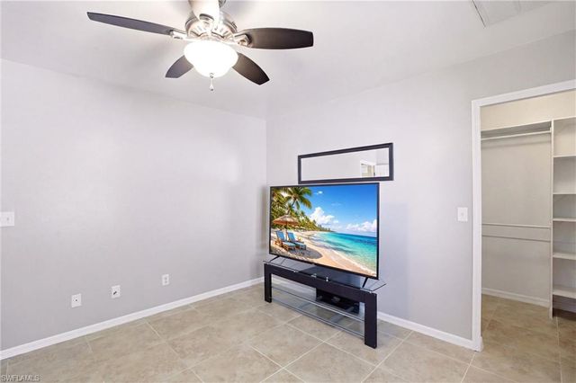 122 SE 29th ST, Cape Coral, FL 33904