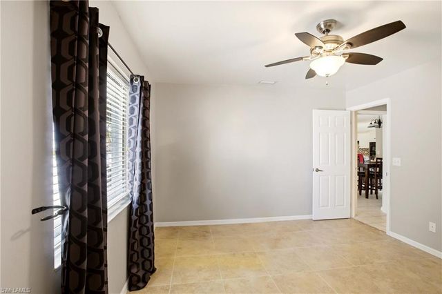 122 SE 29th ST, Cape Coral, FL 33904