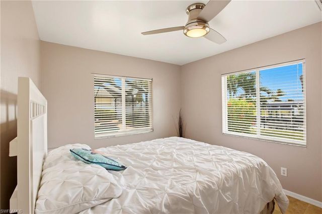 122 SE 29th ST, Cape Coral, FL 33904