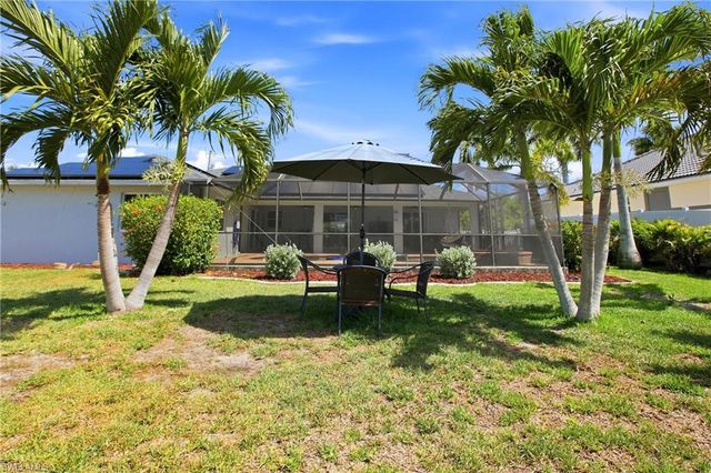 122 SE 29th ST, Cape Coral, FL 33904
