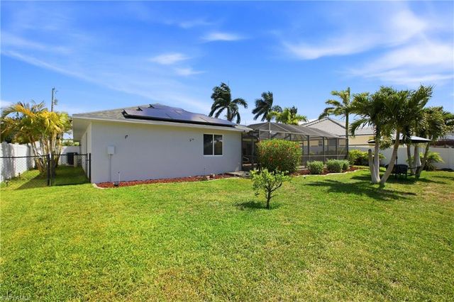122 SE 29th ST, Cape Coral, FL 33904