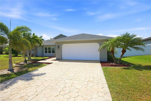 122 SE 29th ST, Cape Coral, FL 33904