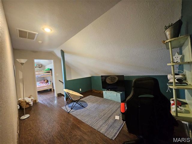 20381 Heritage Road, St Robert, MO 65584