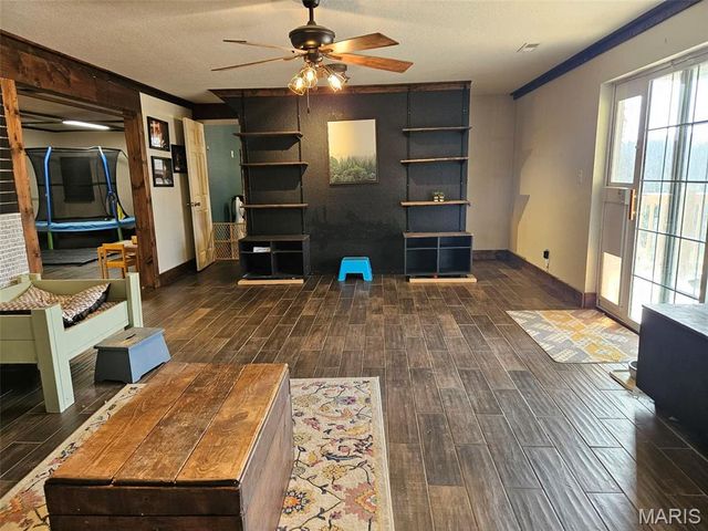 20381 Heritage Road, St Robert, MO 65584