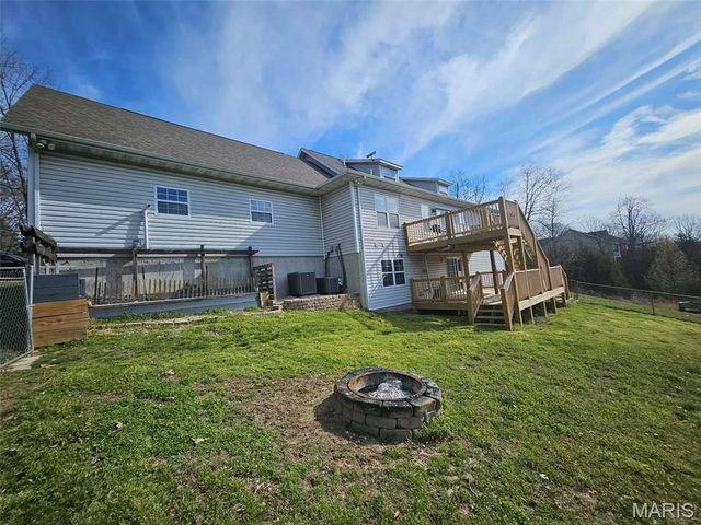 20381 Heritage Road, St Robert, MO 65584
