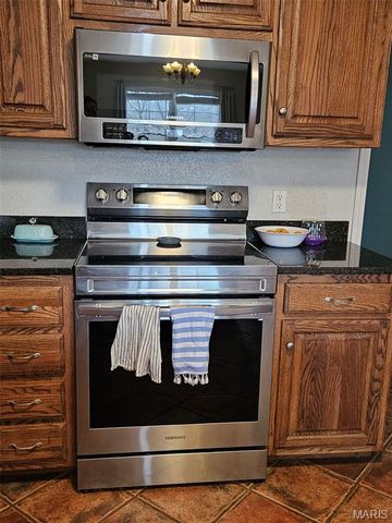 20381 Heritage Road, St Robert, MO 65584