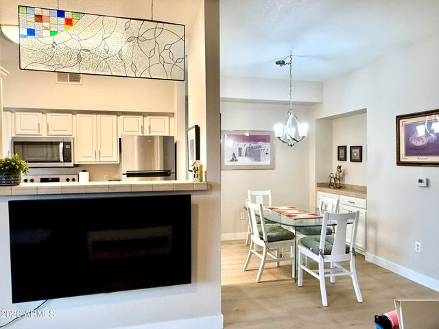 14950 W MOUNTAIN VIEW Boulevard 5303, Surprise, AZ 85374