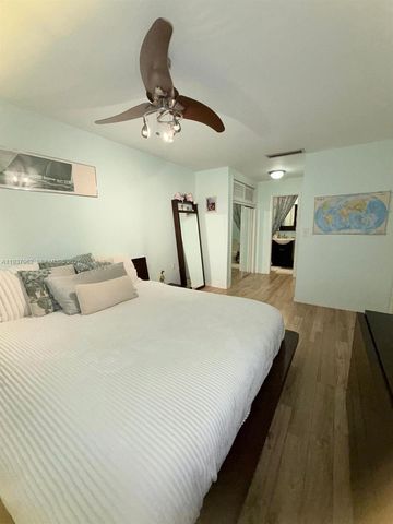 3330 Atlanta St 14C, Hollywood, FL 33021