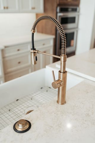 5566 E Cavalcade Lane, Springfield, MO 65802