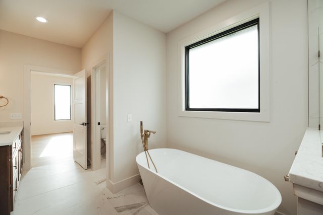 5566 E Cavalcade Lane, Springfield, MO 65802